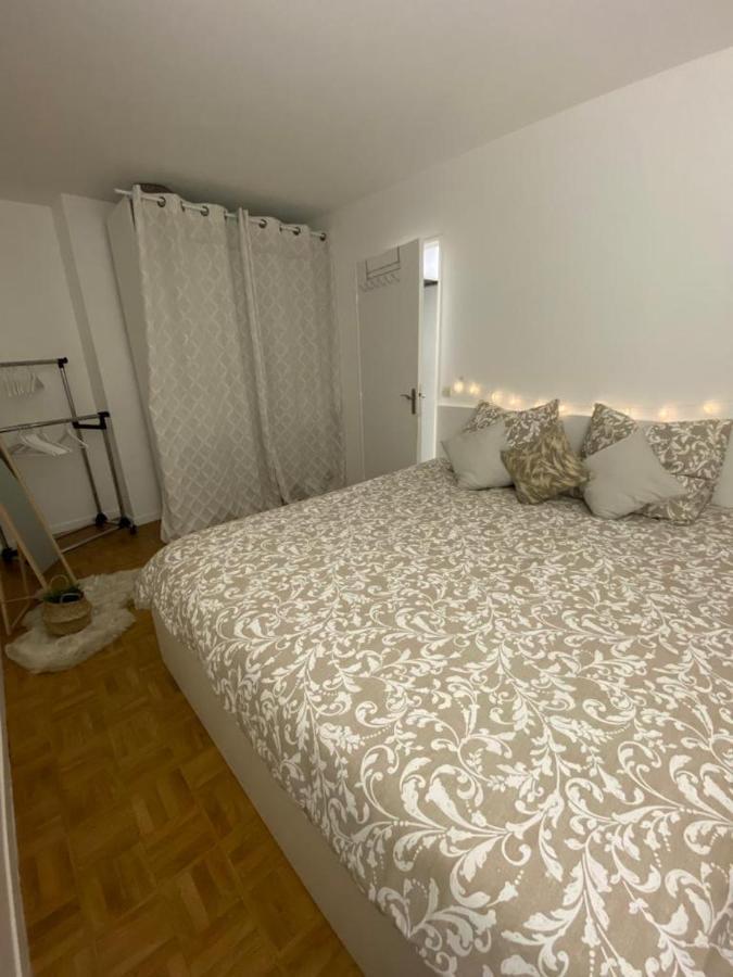 Appartement Chaville Eksteriør billede